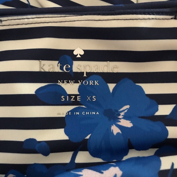 Kate Spade Hibiscus Legging Yoga Pants NWT - Picture 4 of 4